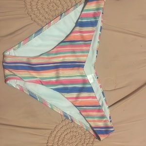 Striped, v-cut bikini bottoms. size medium (7-9)